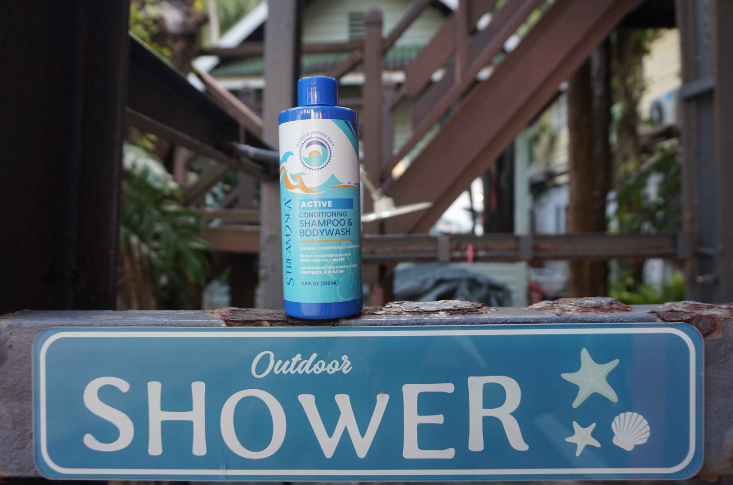 Made for Hair That Lives Outdoors